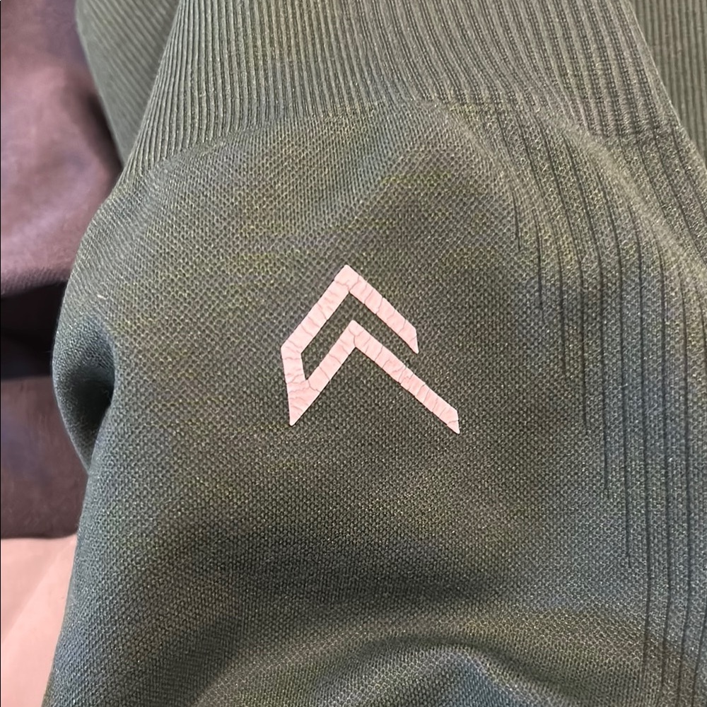 Oner Active Leggings Green and Gray Stretchy Workout Wear - Picture 2 of 2